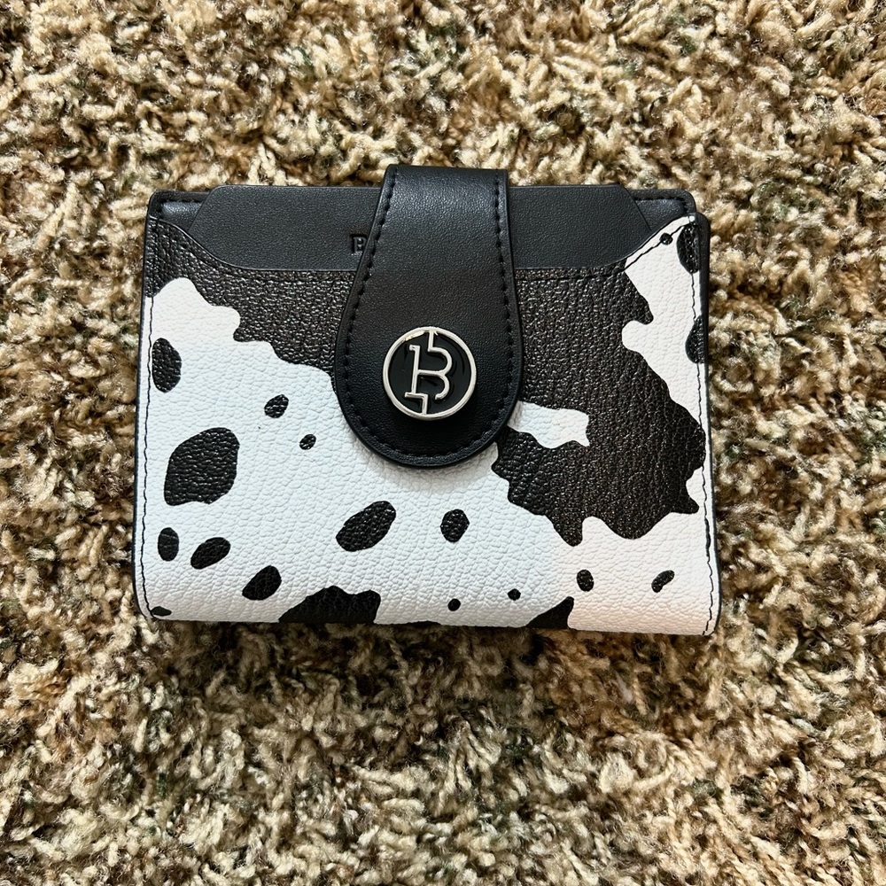 Cow print wallet!!